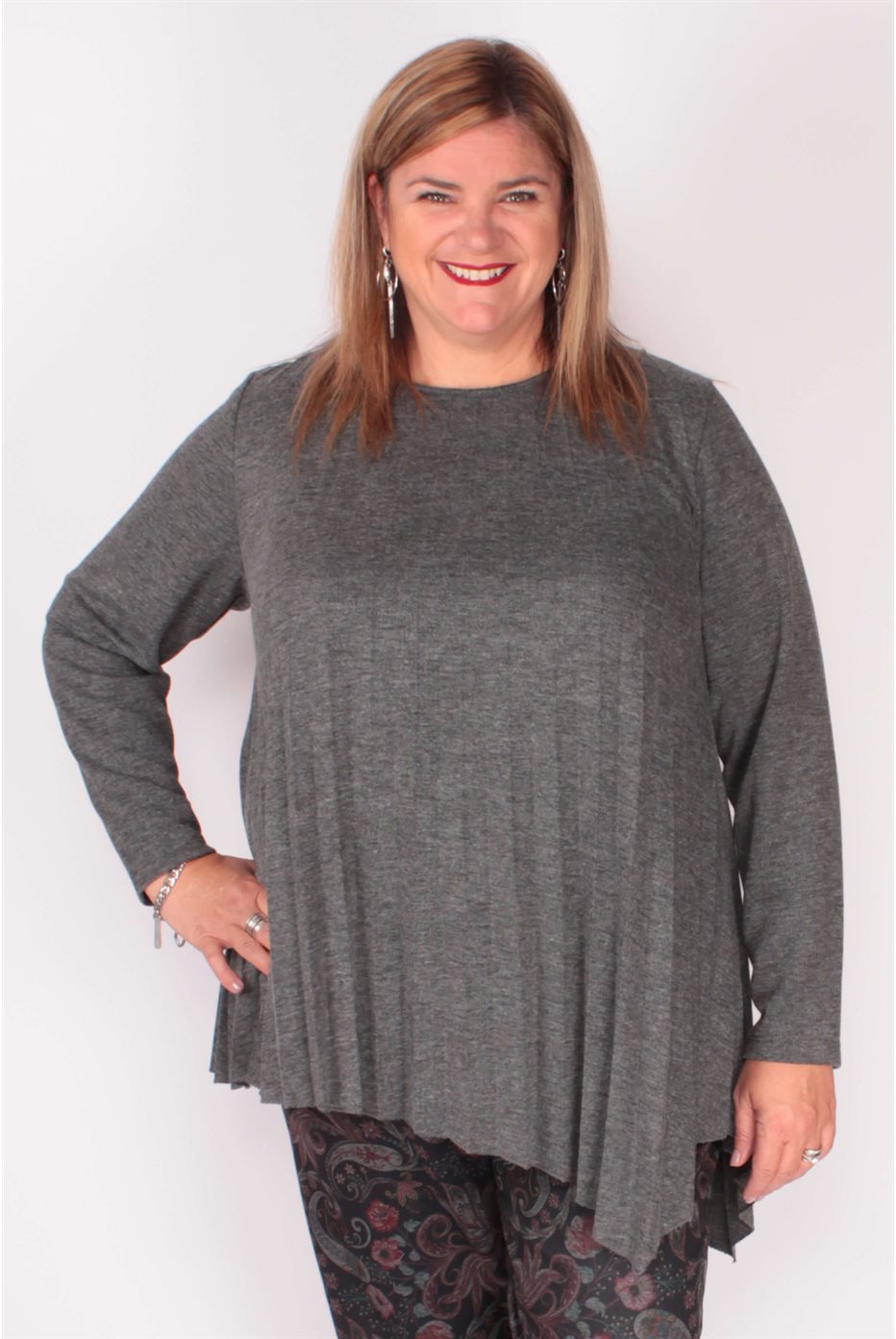 Gaby Collection Grey Sweater 